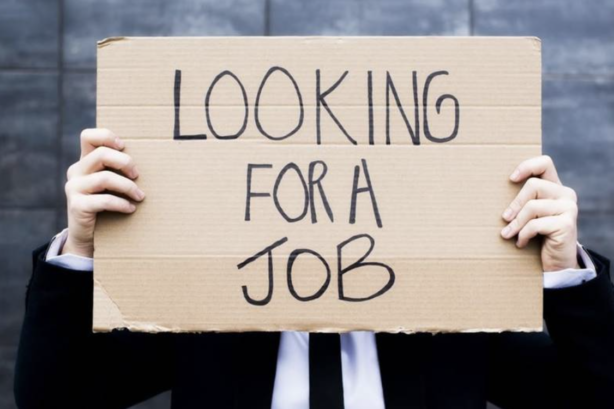 Graduates Struggle to Join Workforce in Turkey as Job Market Tightens in 2024